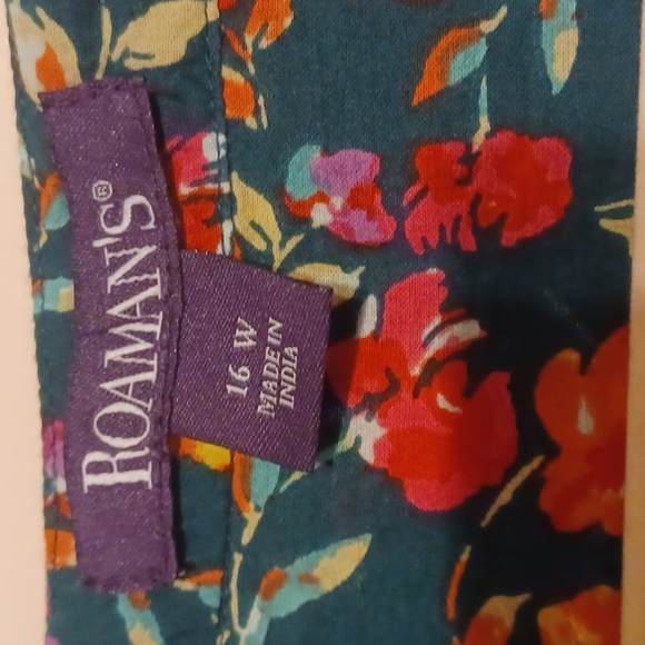 Roaman's Floral Blouse EUC Comfortable tunic style plus size 16W - Picture 4 of 4